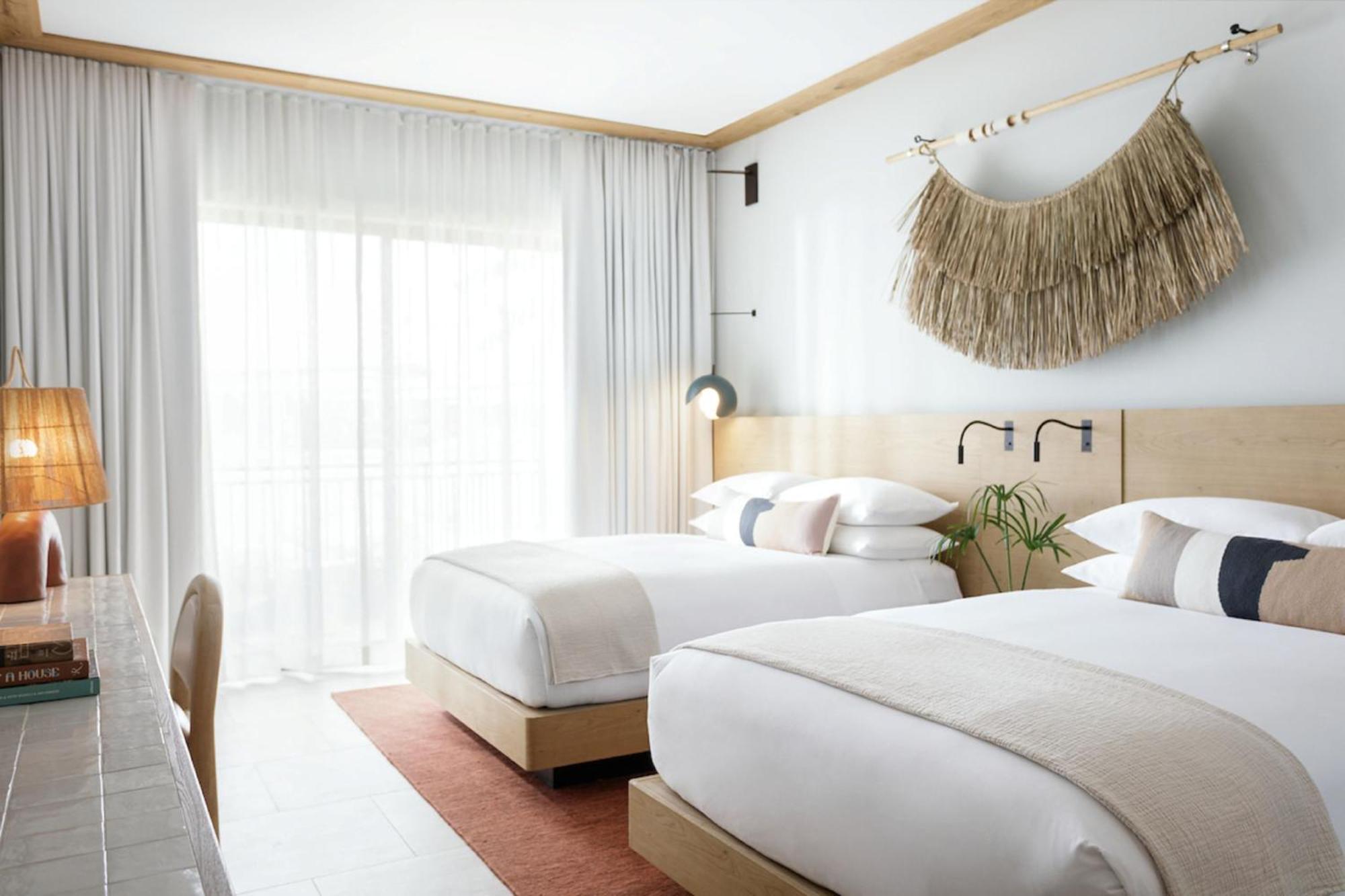Indigo Grand Cayman By Ihg Hotel